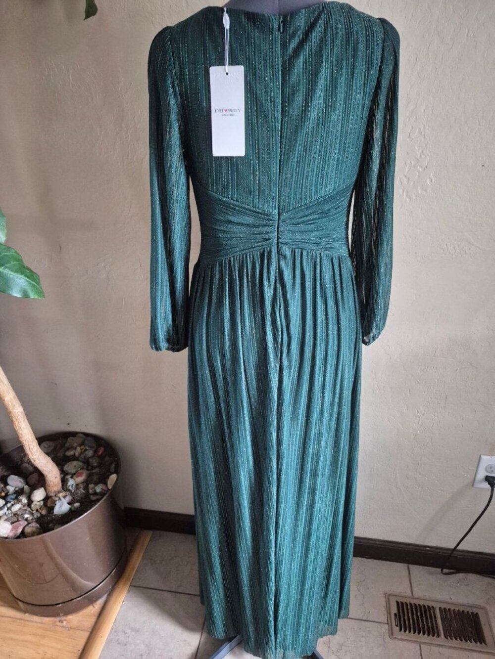 Ever Pretty Green Sparkle Maxi Dress Size M - Picture 3 of 7